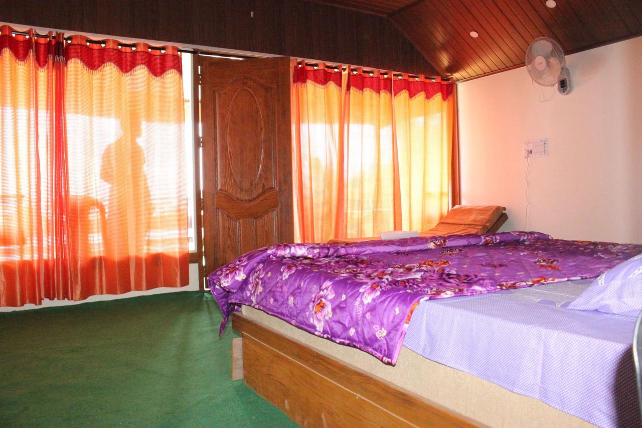 Vythiri Hills Hotel Exterior photo